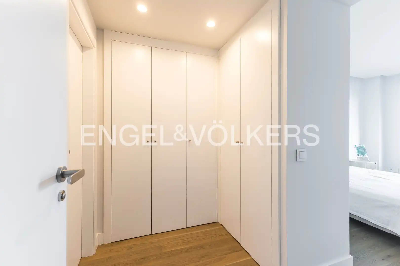 Habitación de Dúplex en venta en Madrid con Calefacción, Jardín privado y Terraza