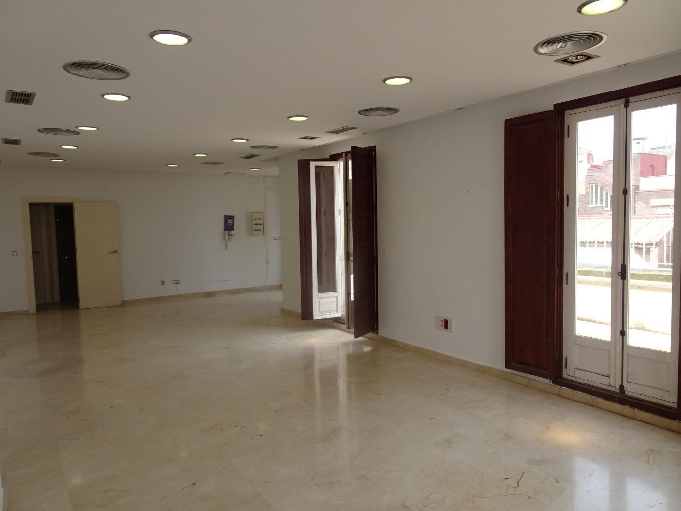 Oficina de lloguer en Cartagena