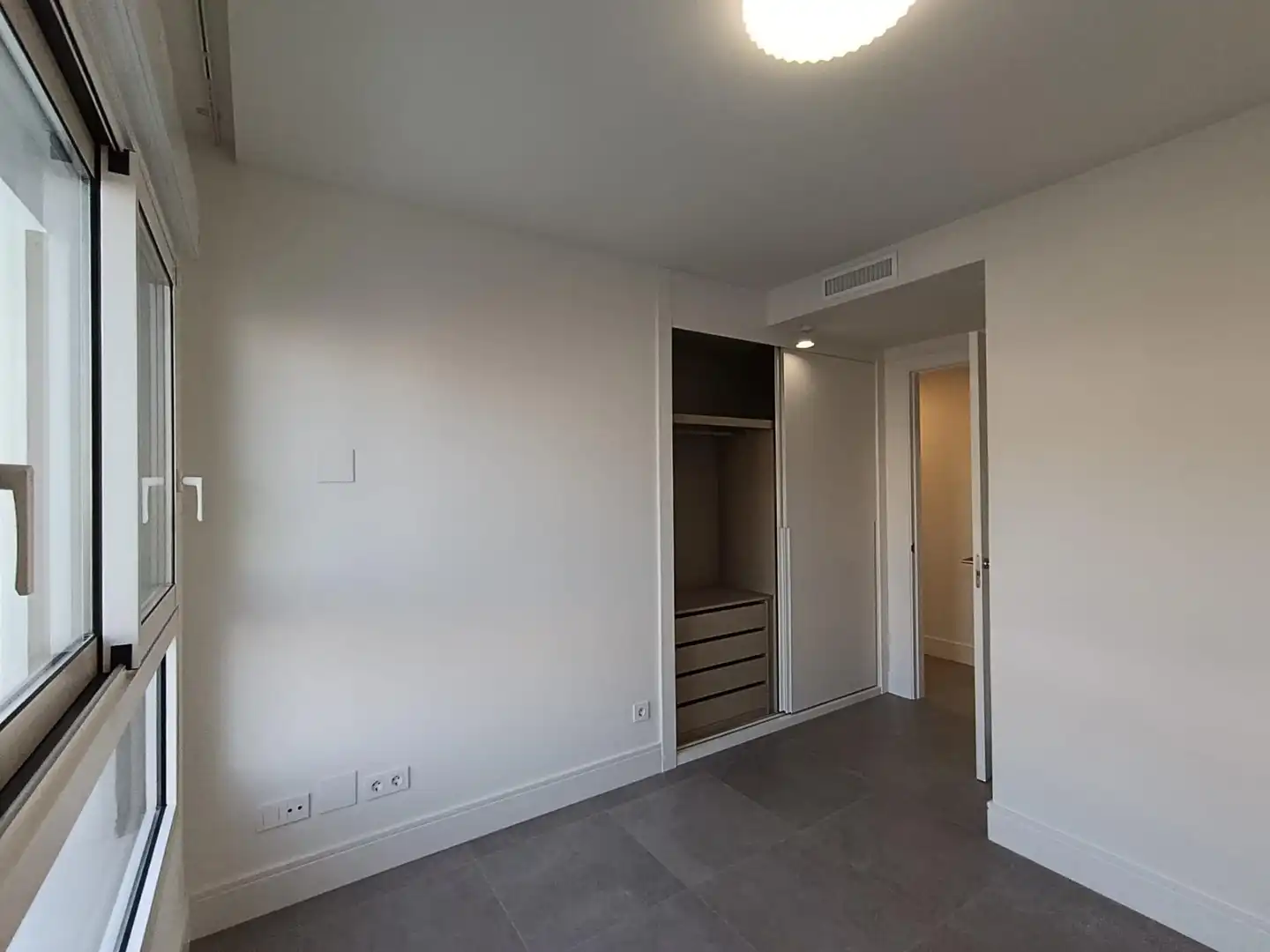 Bedroom of Flat for rent in Torremolinos  with Air Conditioner, Heating and Private garden