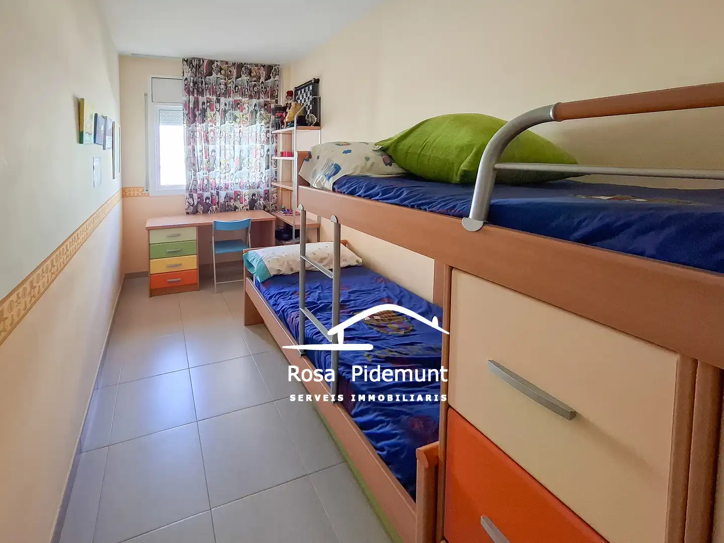 Schlafzimmer von Wohnung zum Verkauf in Lloret de Mar mit Klimaanlage, Heizung und Terrasse