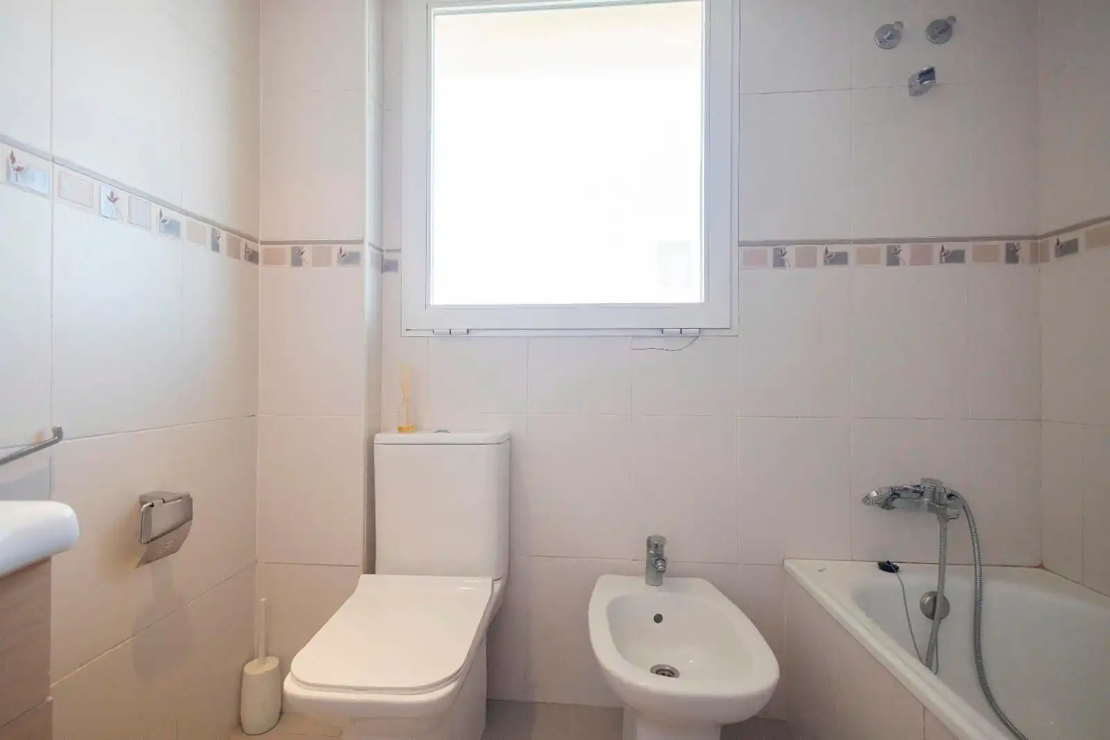 Baño de Dúplex en venta en Valencia con Aire acondicionado, Terraza y Trastero