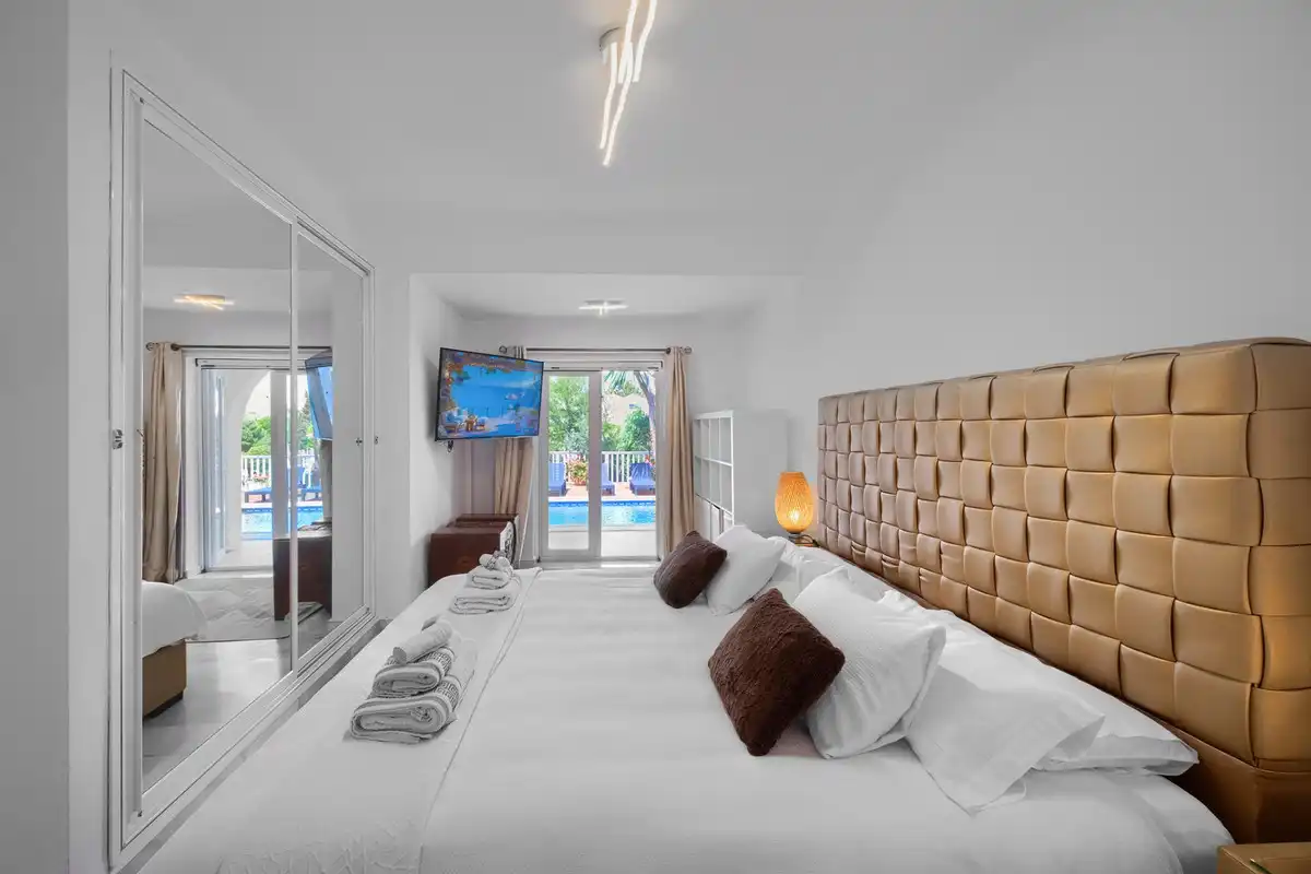 Bedroom of Houses for sale in Mijas  with Air Conditioner, Heating and Private garden