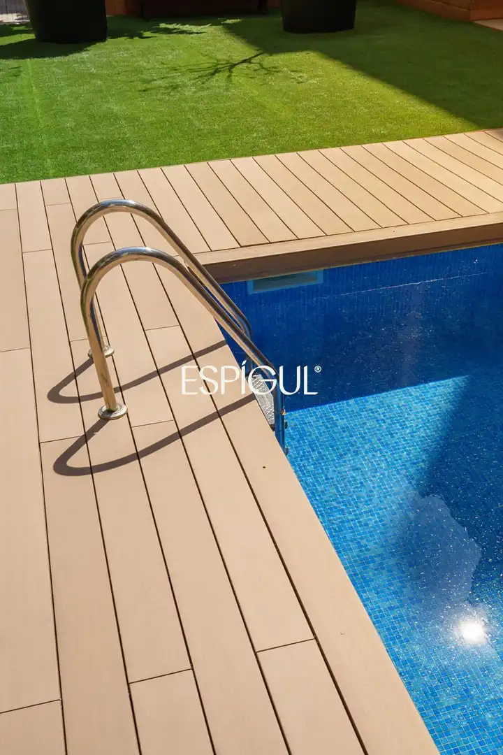 Piscina de Piso de alquiler en Barcelona con Aire acondicionado, Calefacción y Terraza