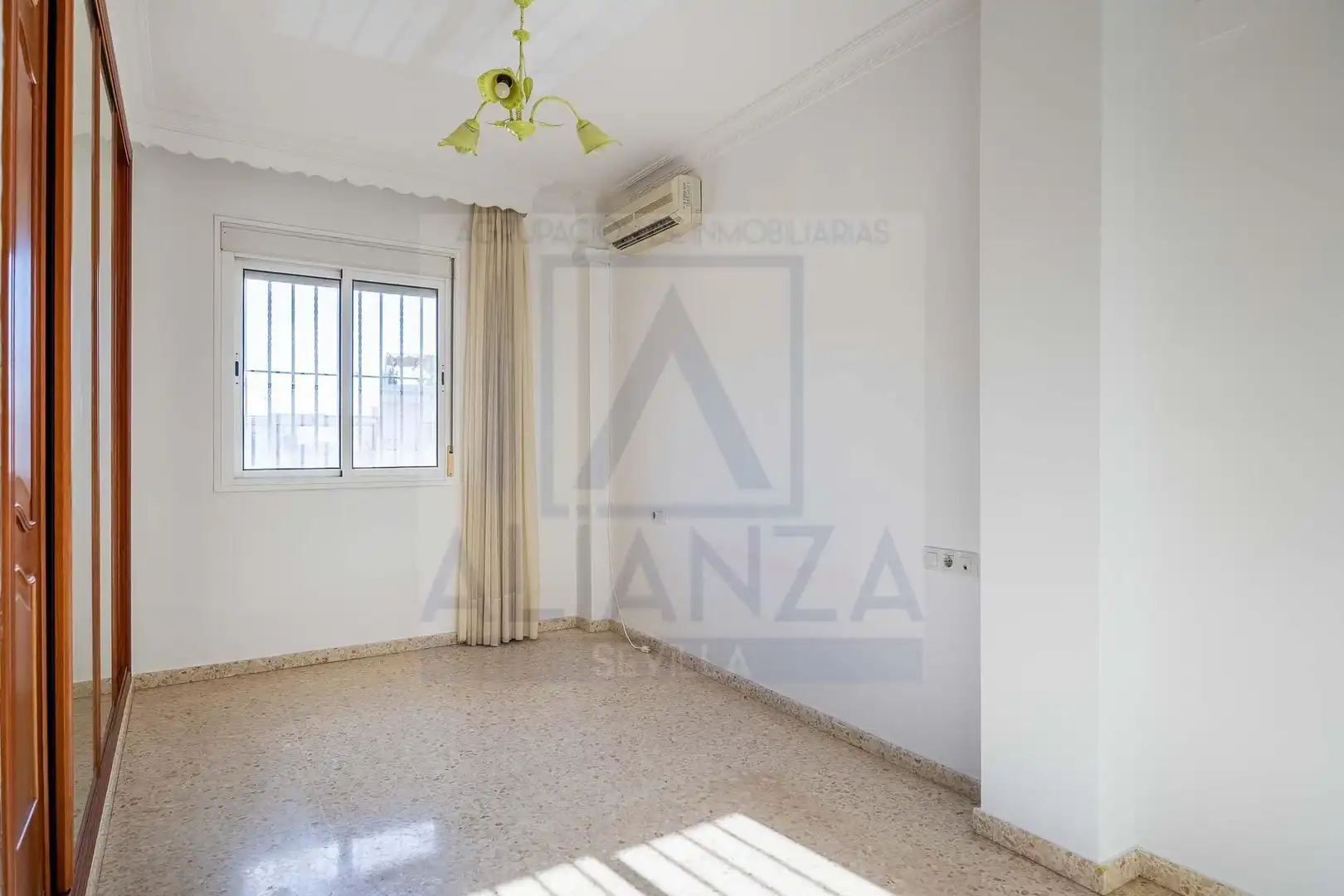 Bedroom of Flat for sale in Balcón de Sevilla - Atalaya - La Uva - La Extremeña