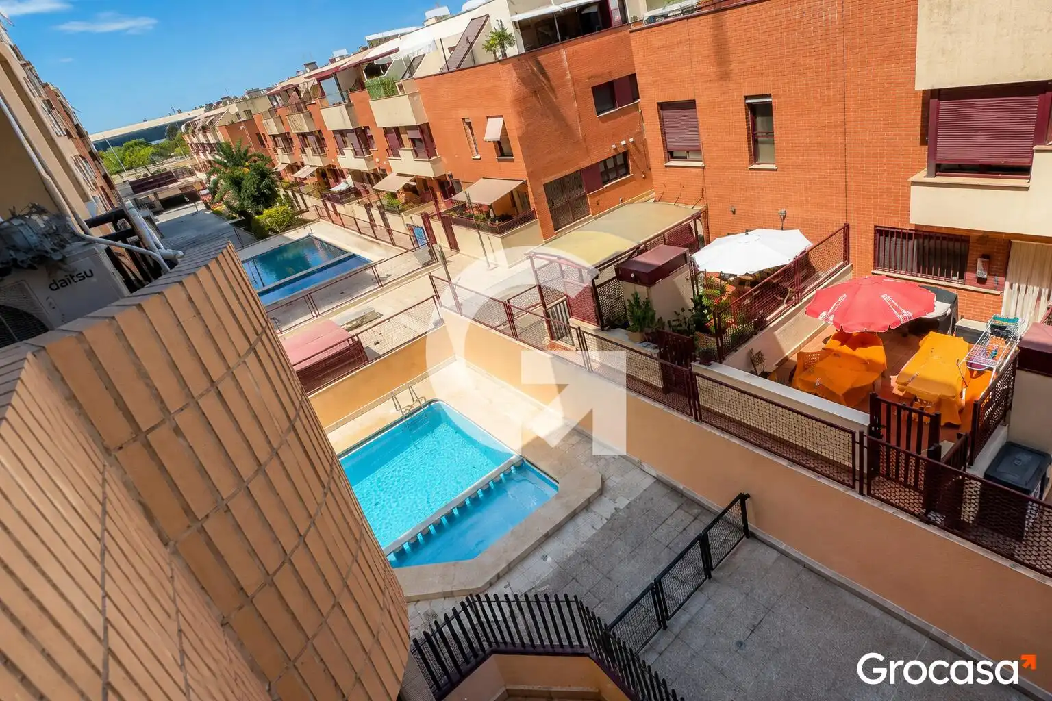 Piscina de Pis en venda en Sagunto / Sagunt amb Aire condicionat, Calefacció i Forn