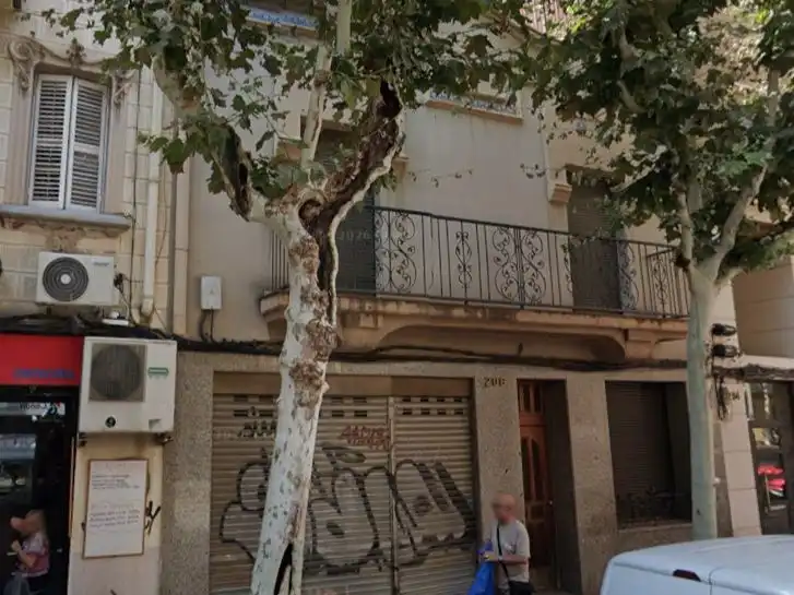 Casa en venta en Enric Prat de la Riba 206