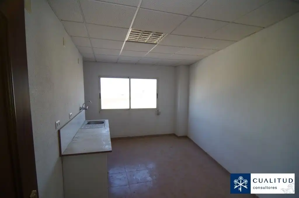 Nave industrial en venta en Almazora / Almassora