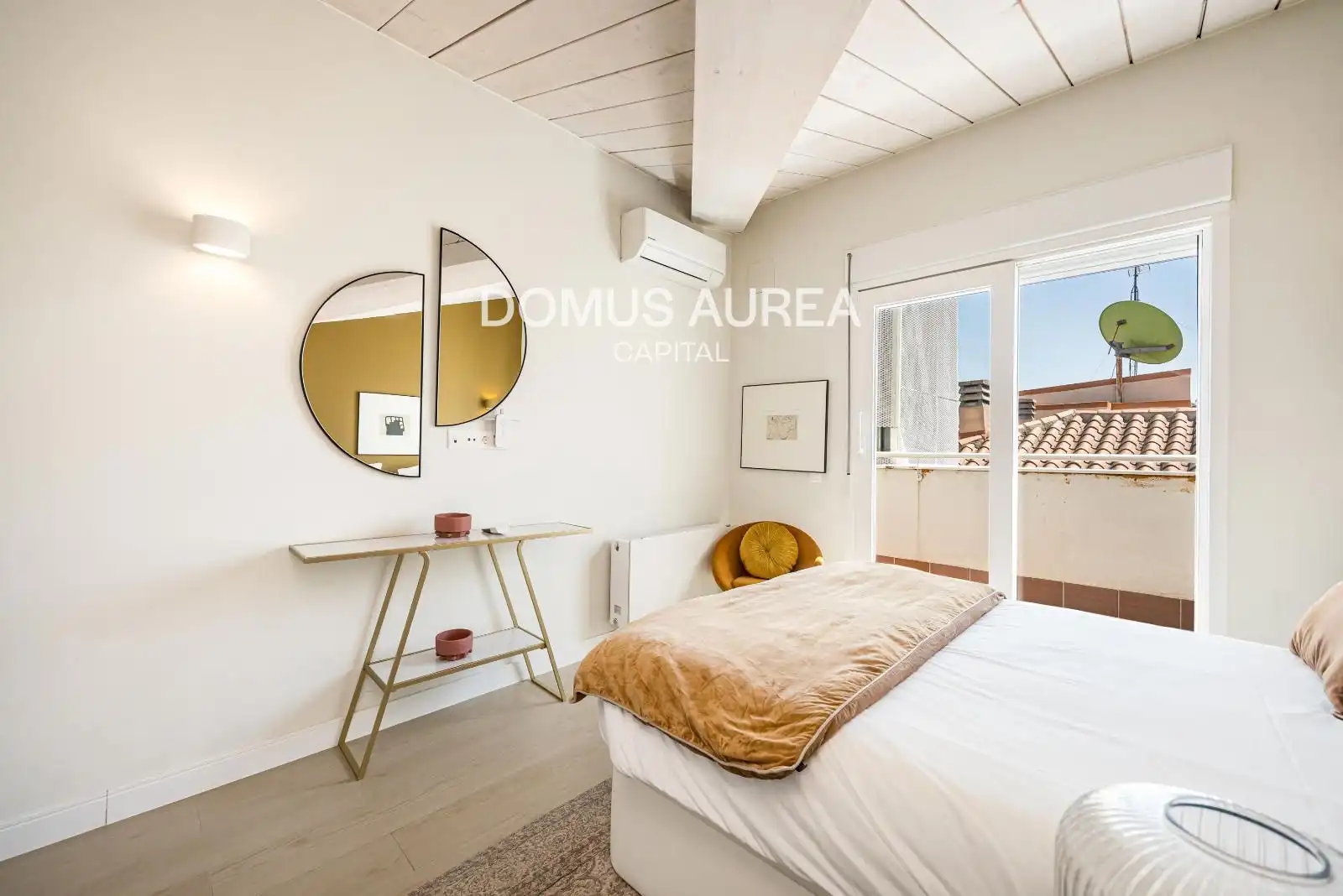 Schlafzimmer von Maisonette zur Miete in Madrid mit Klimaanlage, Heizung und Terrasse