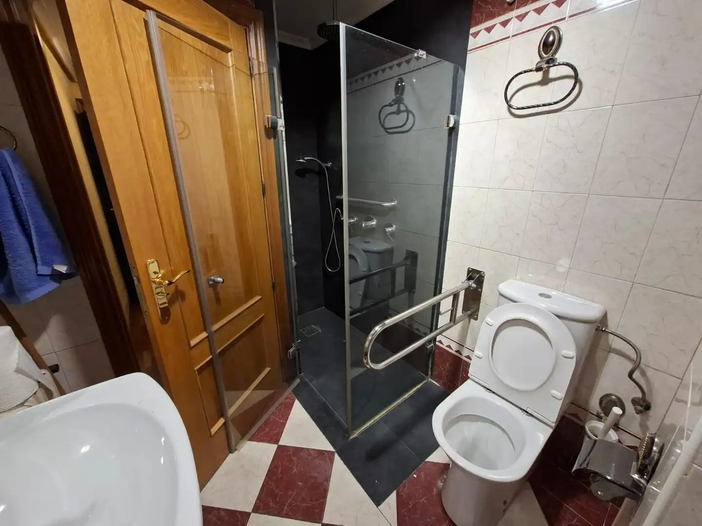 Bathroom of Attic for sale in Ciudad Real  with Heating, Terrace and Community pool