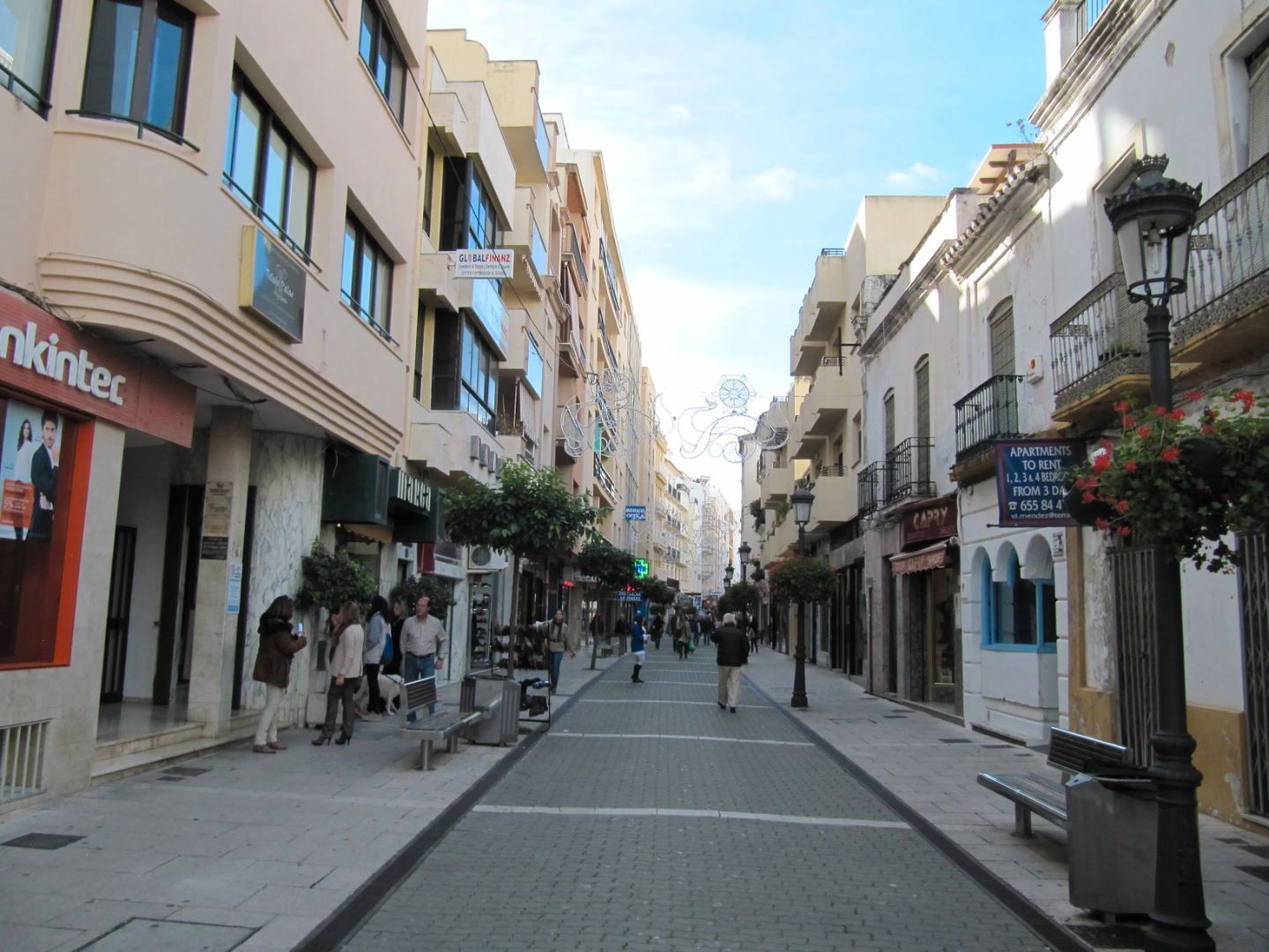 Exterior view of Office for sale in Estepona