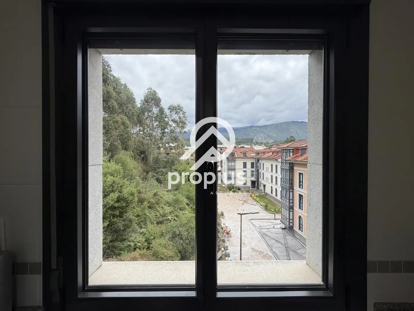 Exterior view of Flat for sale in Llanes  with Heating and Furnished