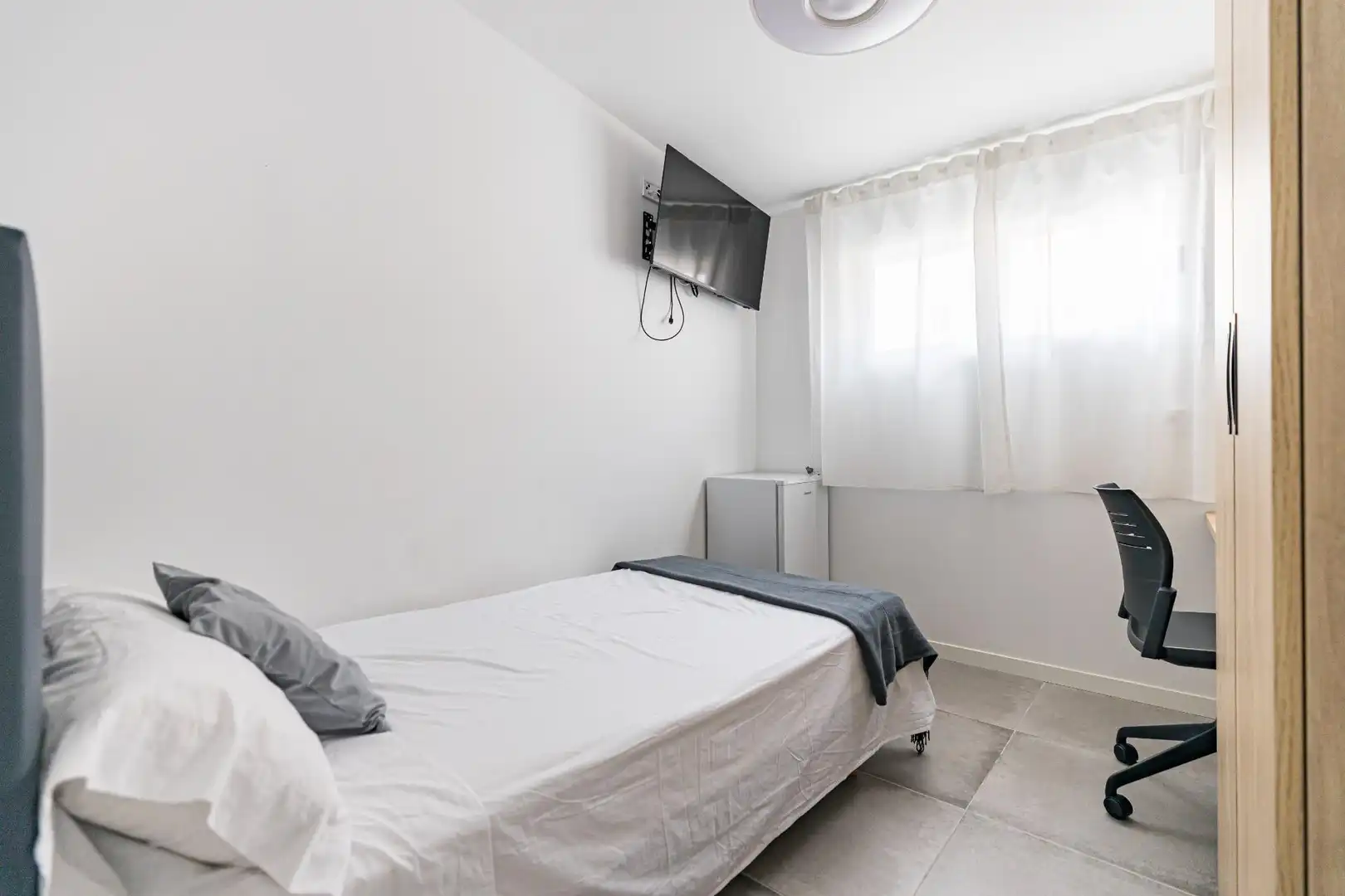 Schlafzimmer von Wohnung zur untervermieten in Murcia mit Klimaanlage, Heizung und Möbliert