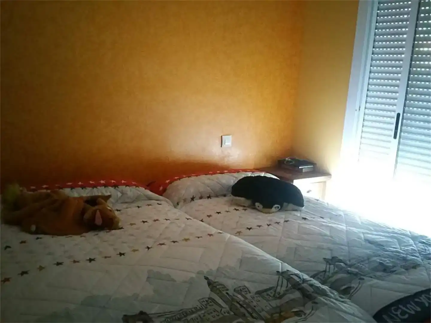 Habitación de Casa adosada en venta en Trujillo con Aire acondicionado y Balcón