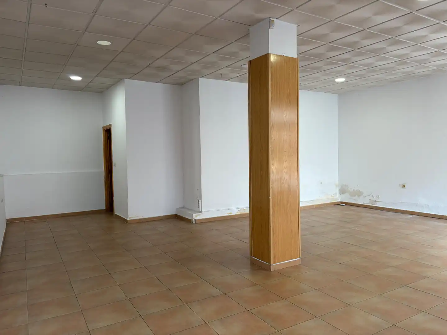 Gewerbefläche zur Miete in Calle Sor Valentina Mirón, imagen 4