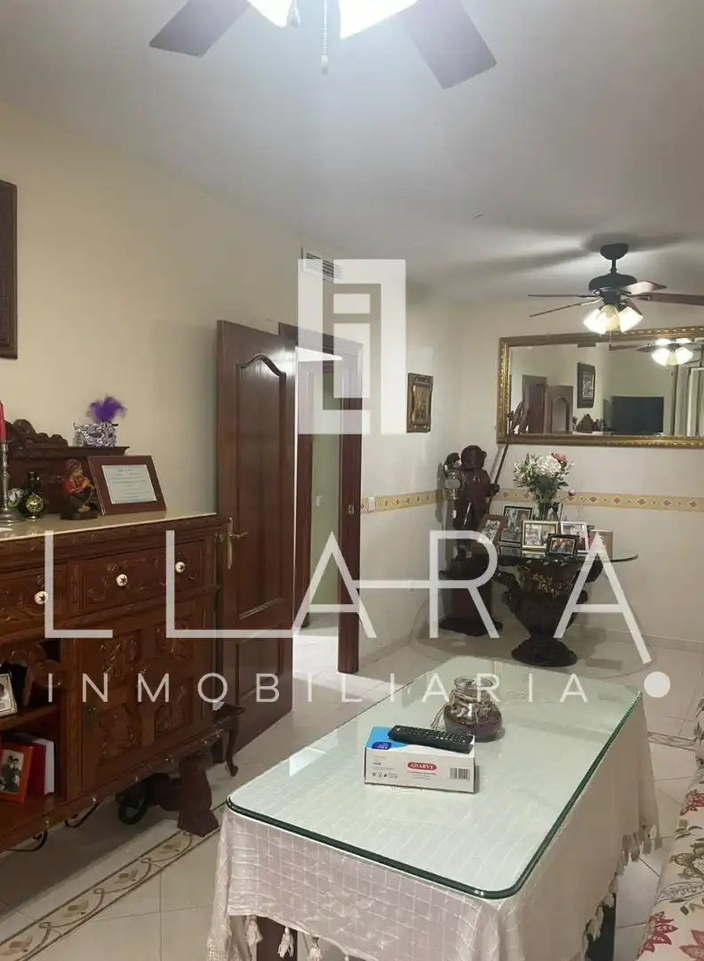 Appartamento con terrazza in vendita a Calle Santiago 28, imagen 3