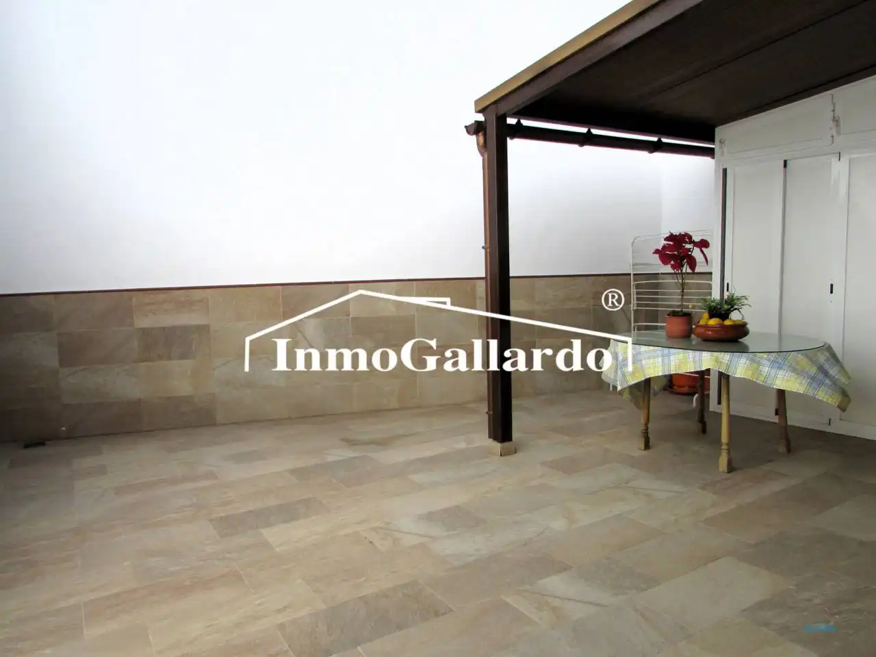 Terrassa de Casa adosada en venda en Rincón de la Victoria amb Jardí privat, Terrassa i Piscina comunitària