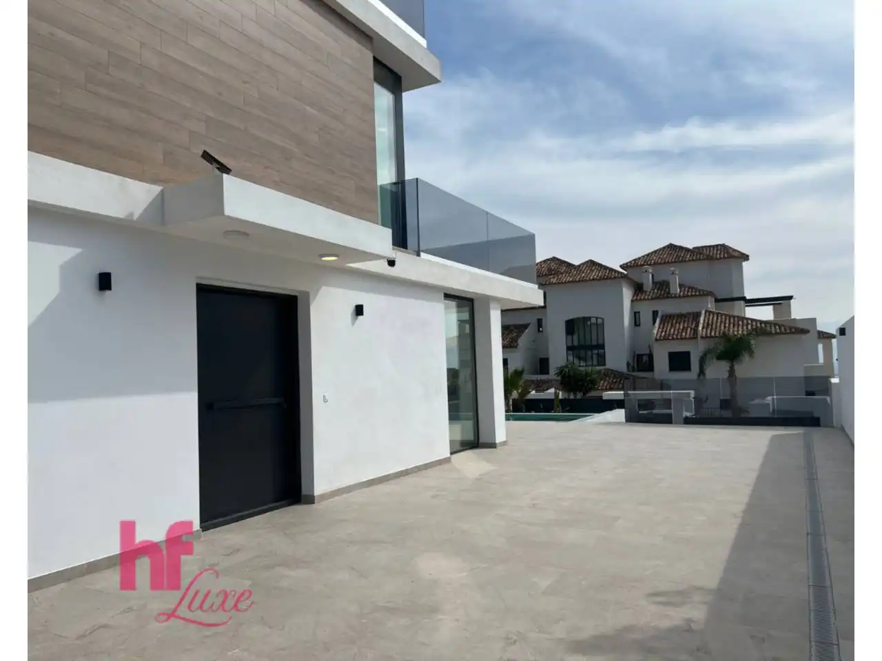 Detached house with pool for sale in Calle Londres, imagen 12