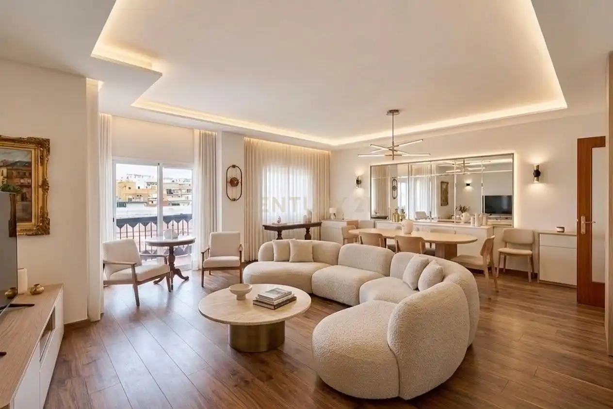 Piso con terraza en venta en CL NARCISO PEREZ TEXEIRA 18 MALAGA (MÁLAGA) 18, imagen 2
