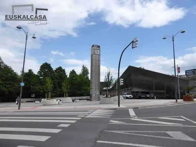 Vista exterior de Piso en venta en Bilbao  con Terraza