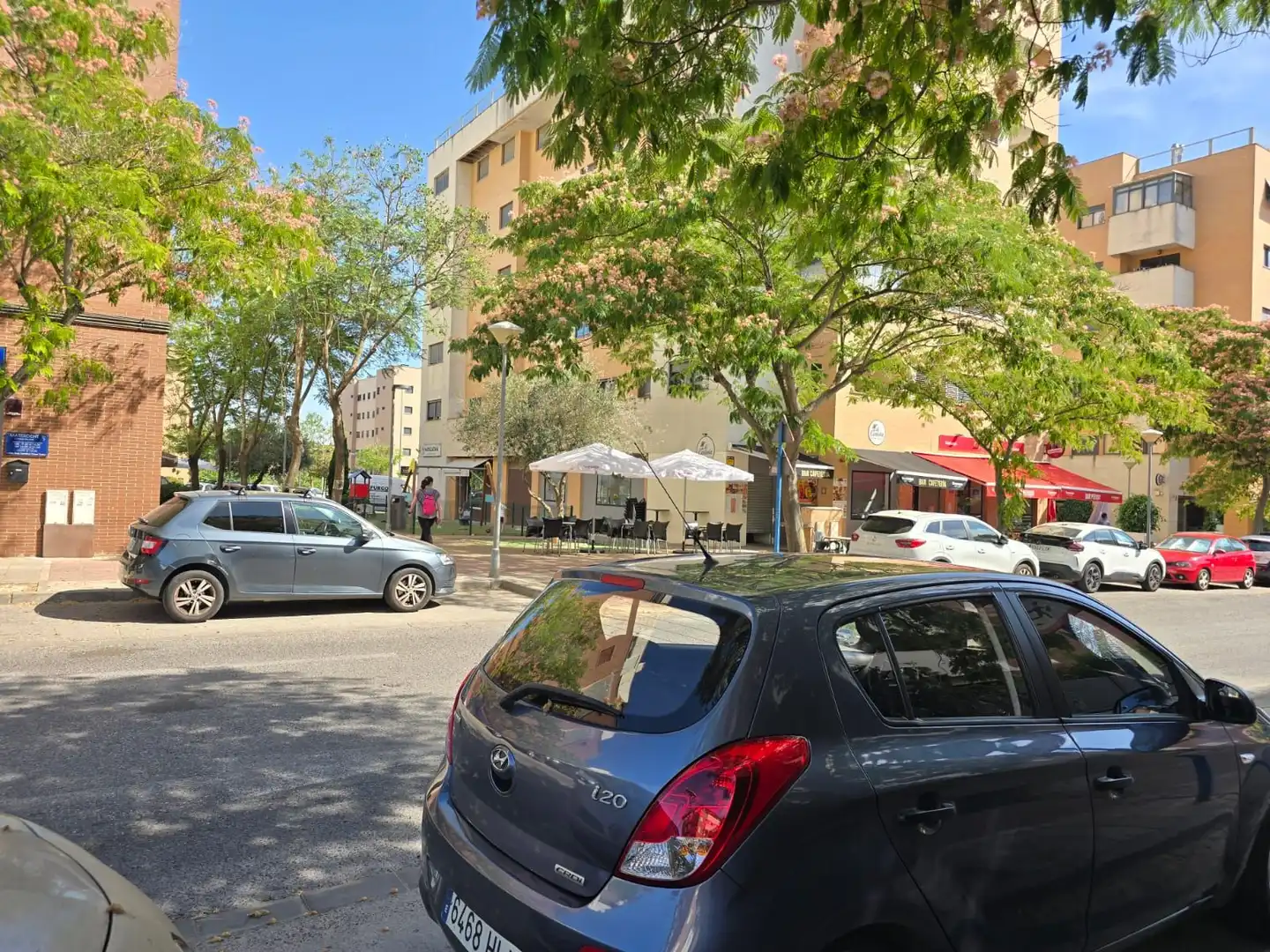 Vista exterior de Pis en venda en Mairena del Aljarafe amb Aire condicionat i Terrassa