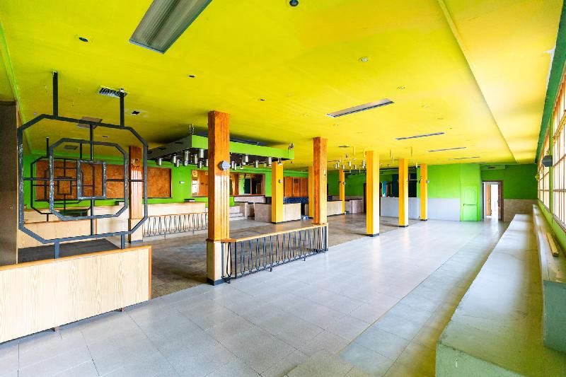 Premises for sale in El Espinar  with Parquet flooring