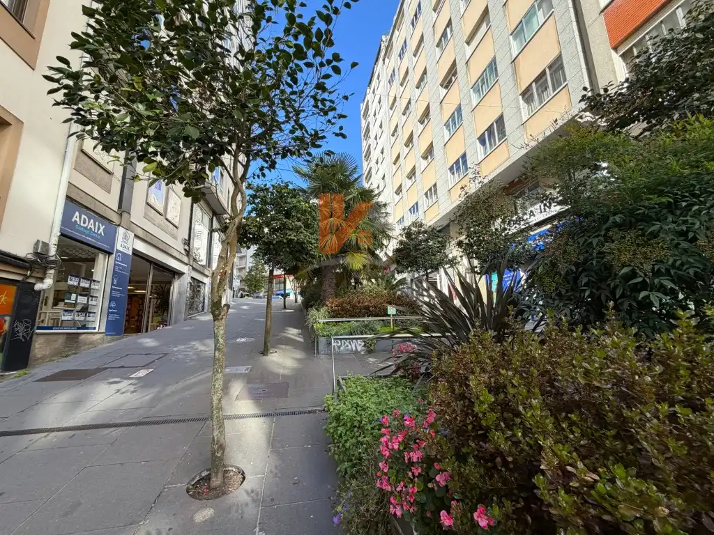 Exterior view of Apartments for sale in Ensanche - Sar