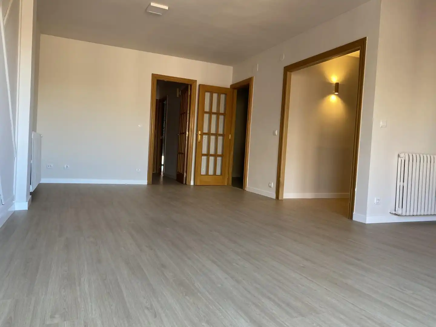 Wohnzimmer von Maisonette zum Verkauf in Manlleu mit Heizung, Parkett und Terrasse