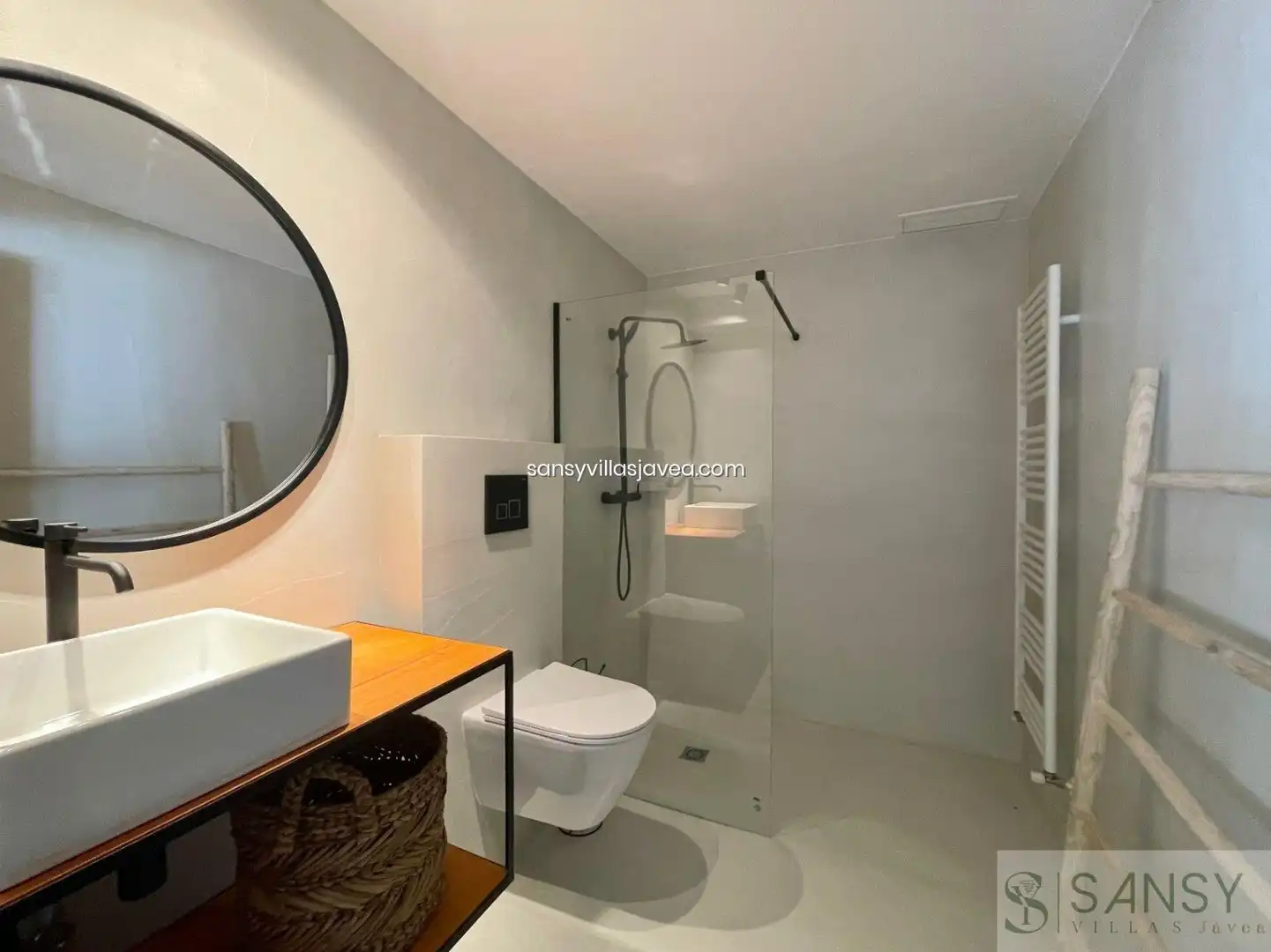 Bathroom of Houses for sale in Jávea / Xàbia  with Air Conditioner, Storage room and Furnished