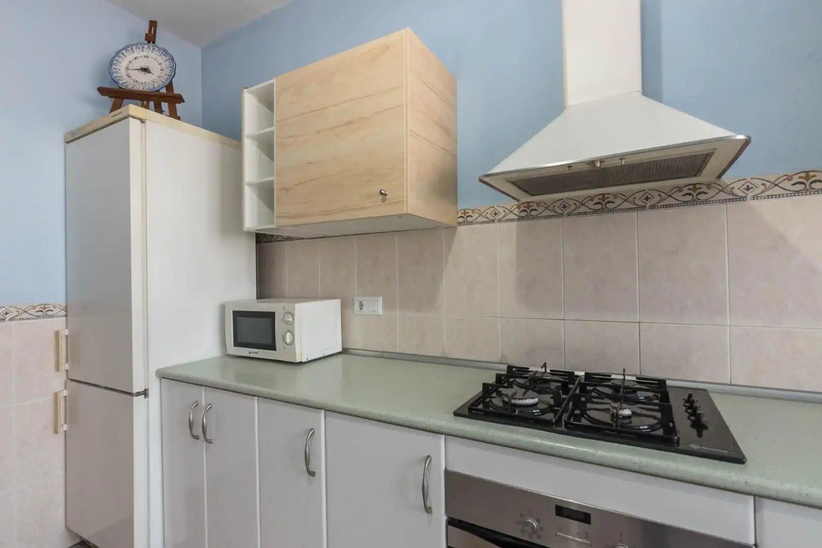 Küche von Einfamilien-Reihenhaus zum Verkauf in Murcia mit Klimaanlage