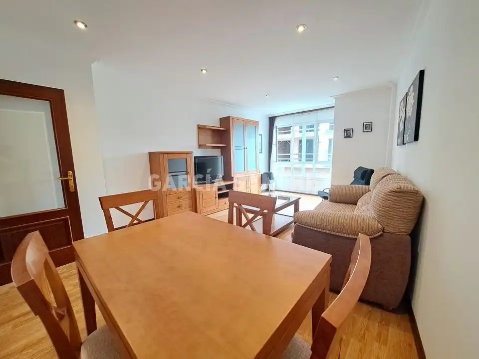 Vista exterior de Apartamento en venta en Boiro con Calefacción, Amueblado y Horno