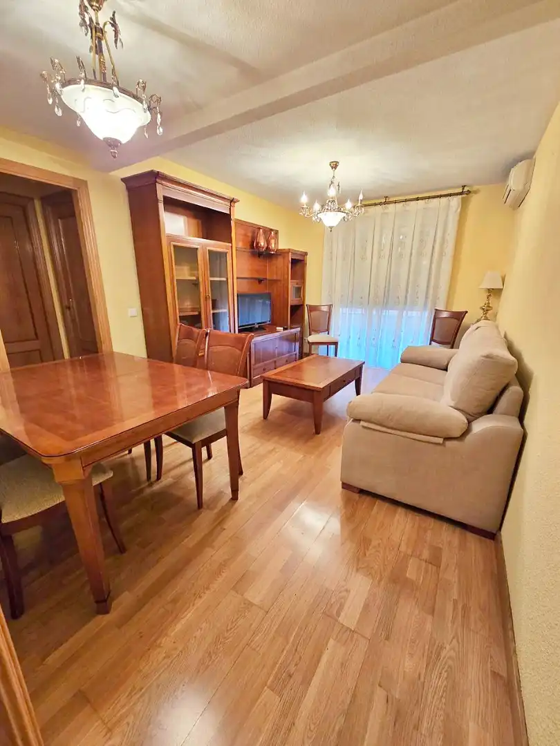 Wohnzimmer von Wohnung zur Miete in Leganés mit Klimaanlage, Heizung und Parkett