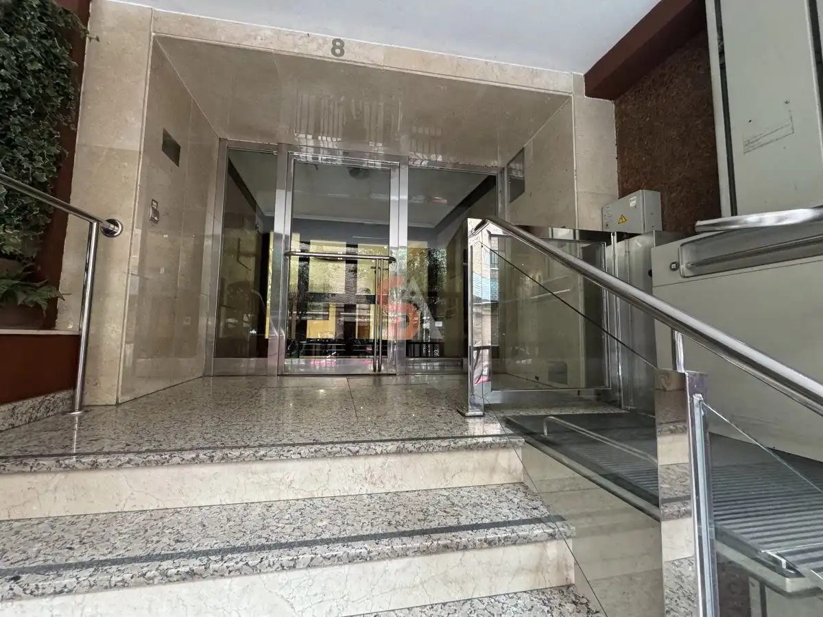 Local comercial de lloguer a RUIZ HERNÁNDEZ, imagen 5
