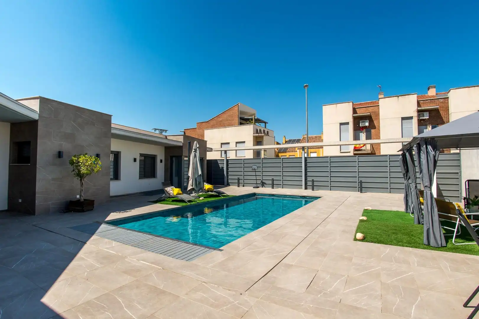 Piscina de Casa o chalet en venta en Murcia con Aire acondicionado, Calefacción y Jardín privado