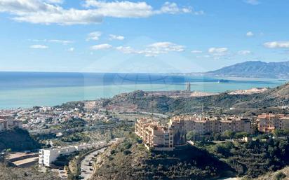 Vista exterior de Àtic en venda en Rincón de la Victoria amb Aire condicionat, Calefacció i Terrassa