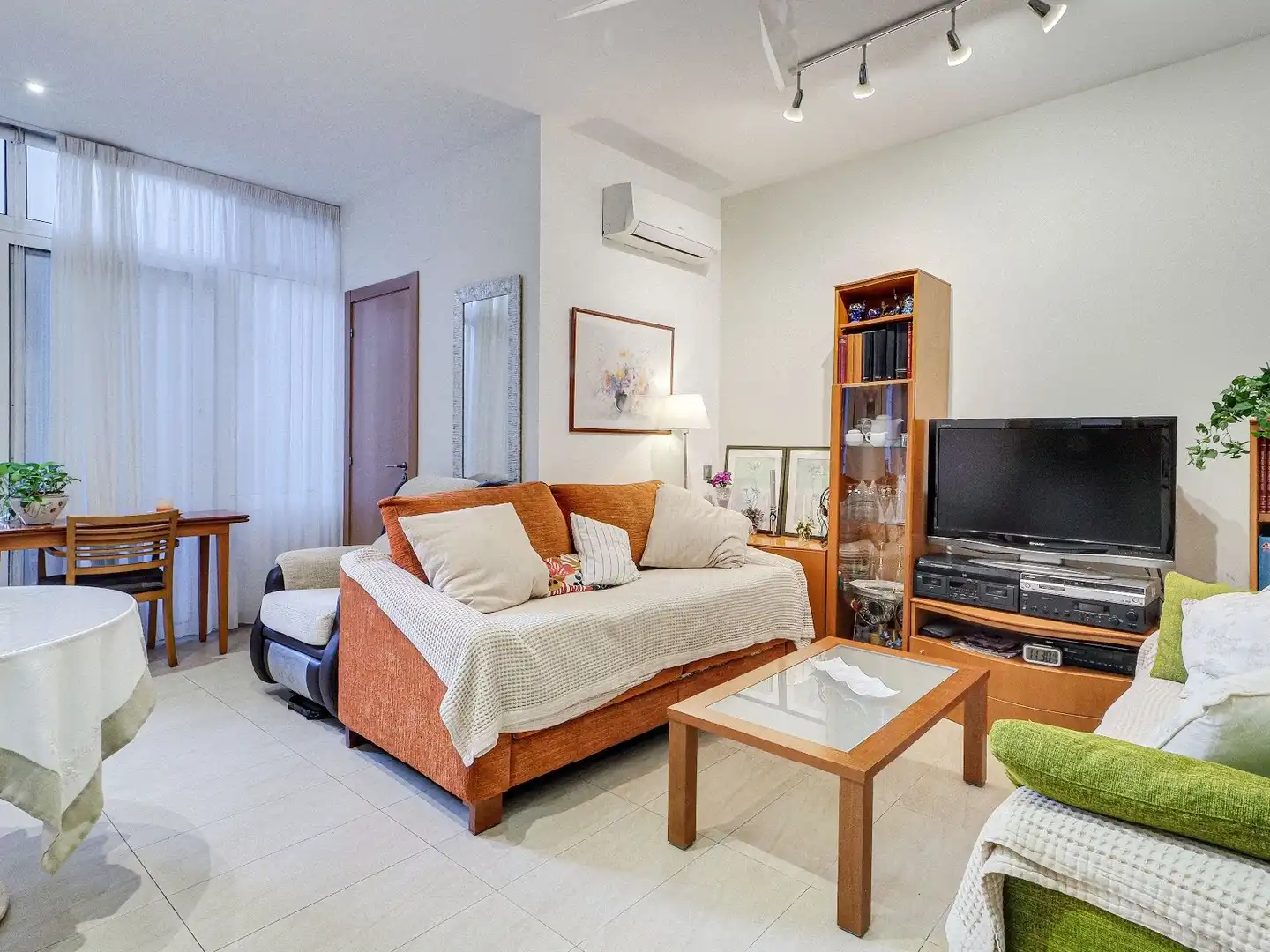 Sala de estar de Piso en venta en Barcelona con Aire acondicionado, Calefacción y Terraza