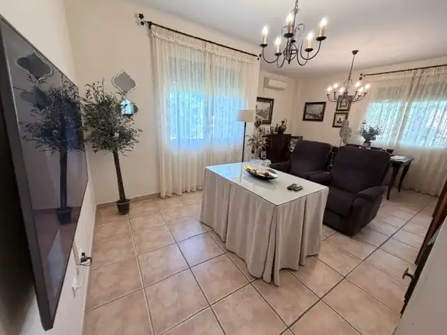 Sala de estar de Casa o chalet en venta en Palos de la Frontera con Aire acondicionado, Calefacción y Jardín privado