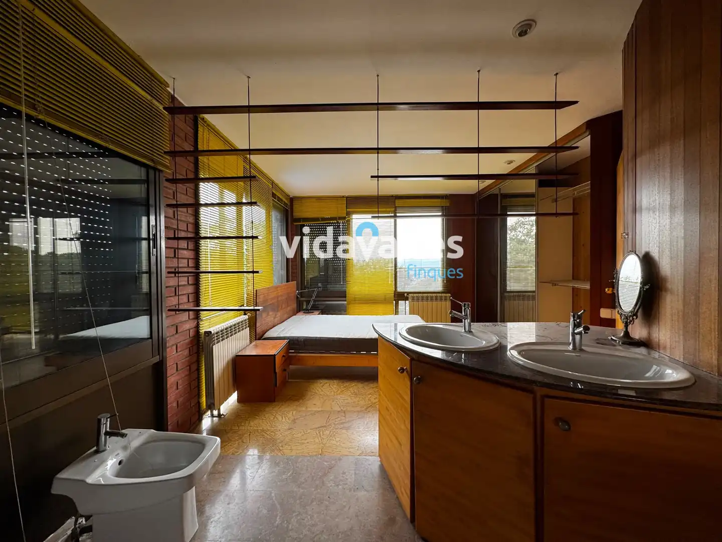 Badezimmer von Wohnung zur Miete in La Roca del Vallès mit Heizung, Privatgarten und Parkett