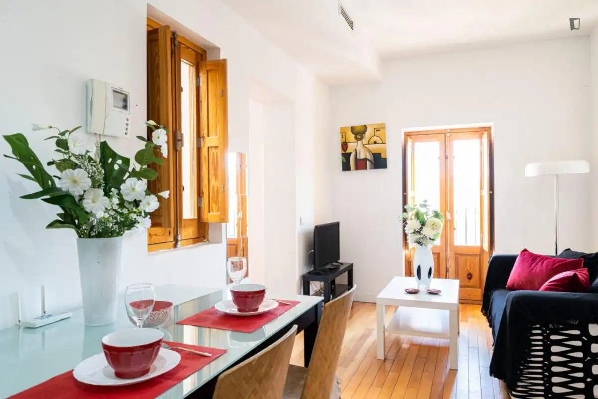 Apartament de lloguer a Puerta del Ángel