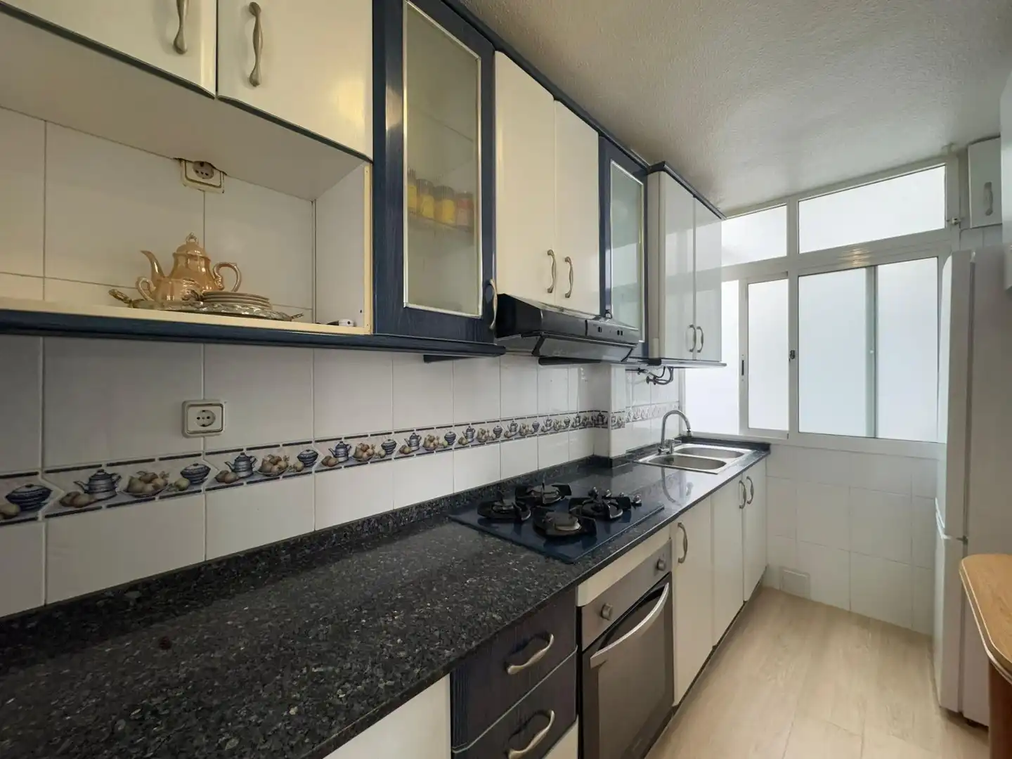 Cocina de Piso en venta en Alicante / Alacant con Aire acondicionado