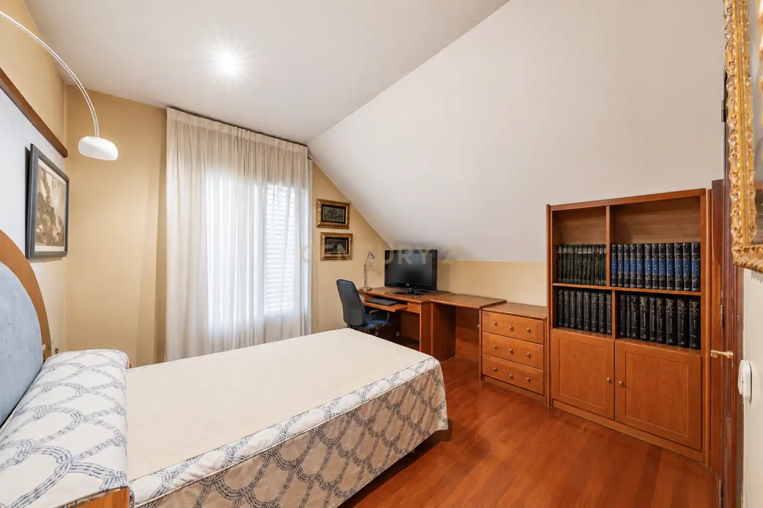 Casa o xalet en venda a Carrer de Mèxic, Sant Cugat del Vallès, Spain, -1, Arxiu
