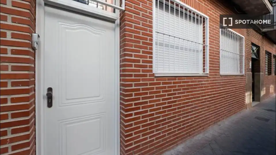 Flat with terrace to rent in Latina, imagen 9
