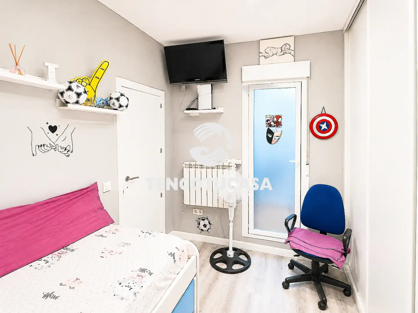 Bedroom of Flat for sale in Madrid