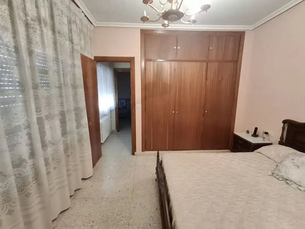 Schlafzimmer von Einfamilien-Reihenhaus zum Verkauf in La Roda mit Klimaanlage, Heizung und Terrasse