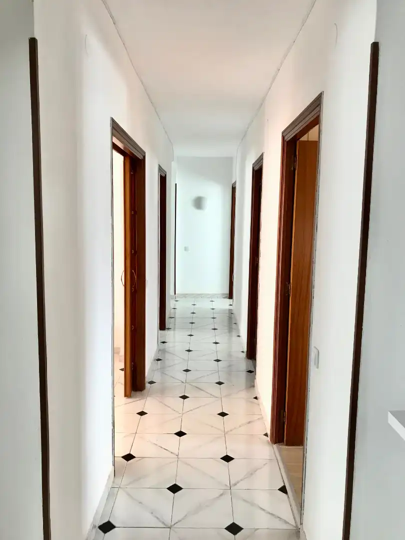 Wohnung zur Miete in San Fernando mit Terrasse, Möbliert und Ofen