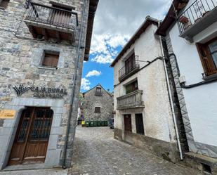 Vista exterior de Casa o xalet en venda en Ansó amb Calefacció, Parquet i Traster