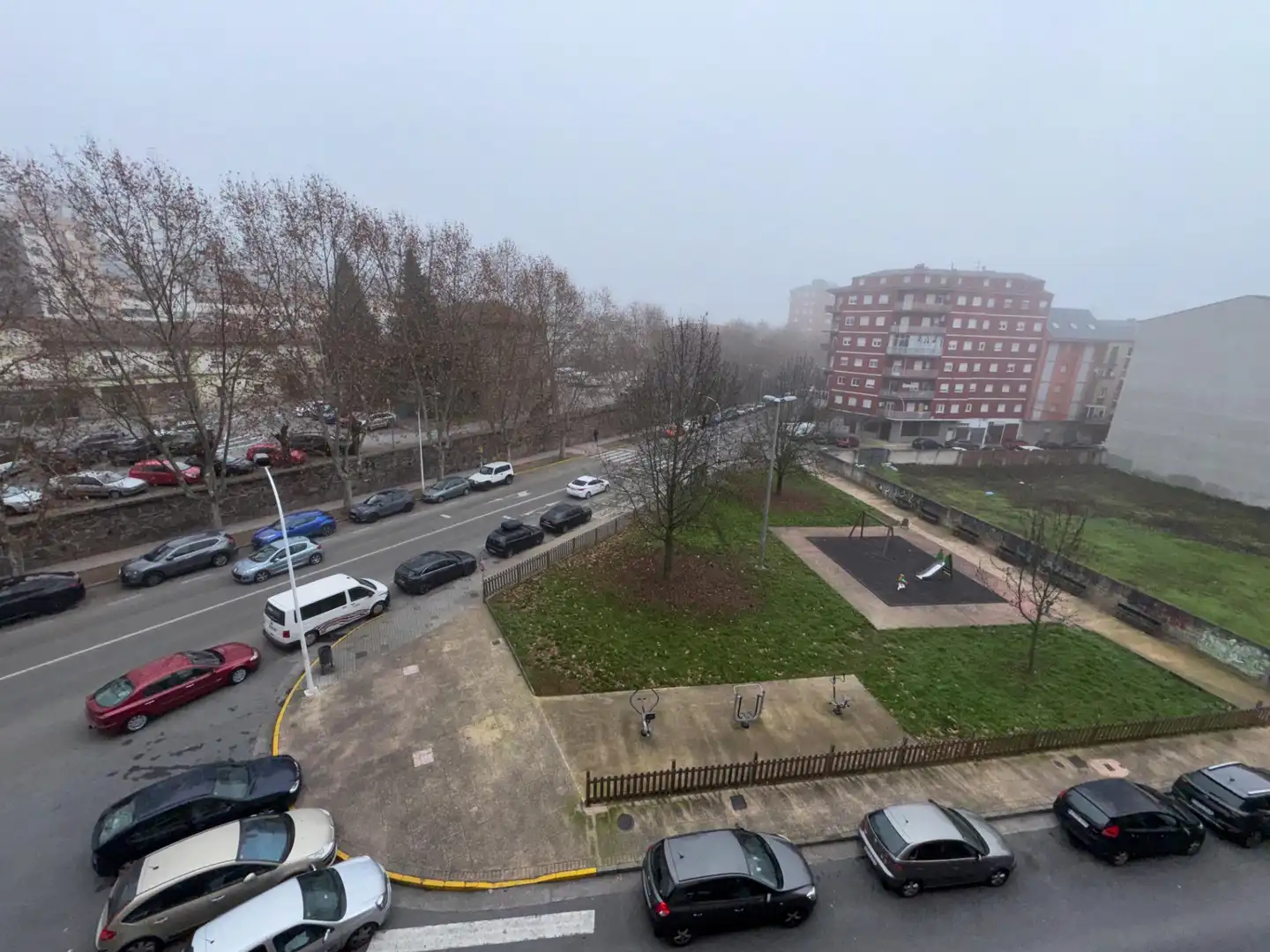 Parking de Piso en venta en Ponferrada con Calefacción, Parquet y Terraza