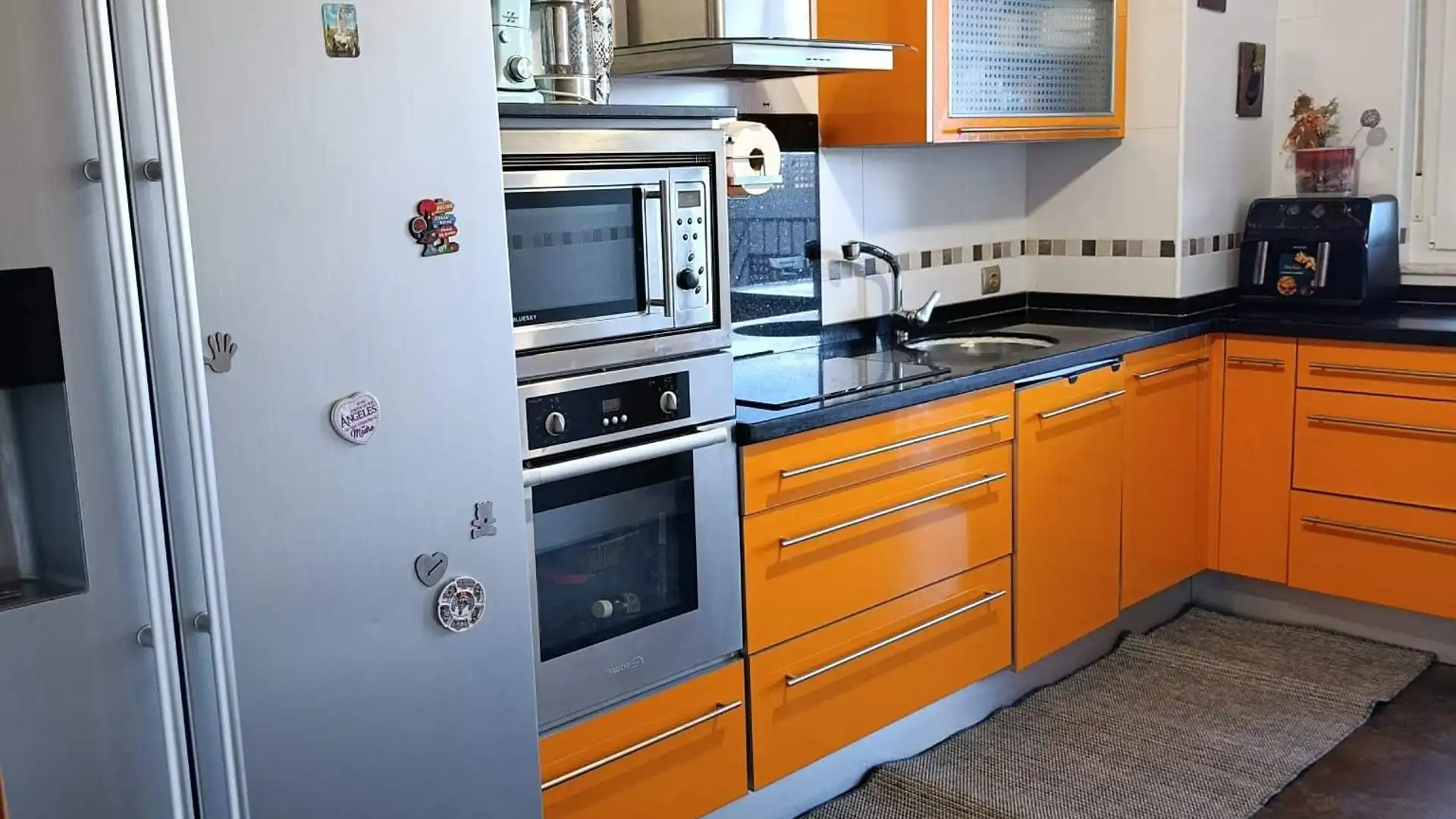 Kitchen of Single-family semi-detached for sale in Valverde de la Virgen  with Private garden, Terrace and Balcony