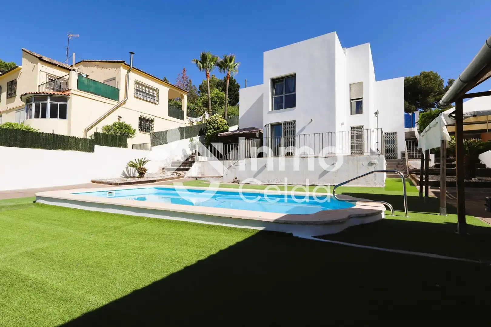 Piscina de Casa o chalet en venta en Chiva con Aire acondicionado, Calefacción y Jardín privado