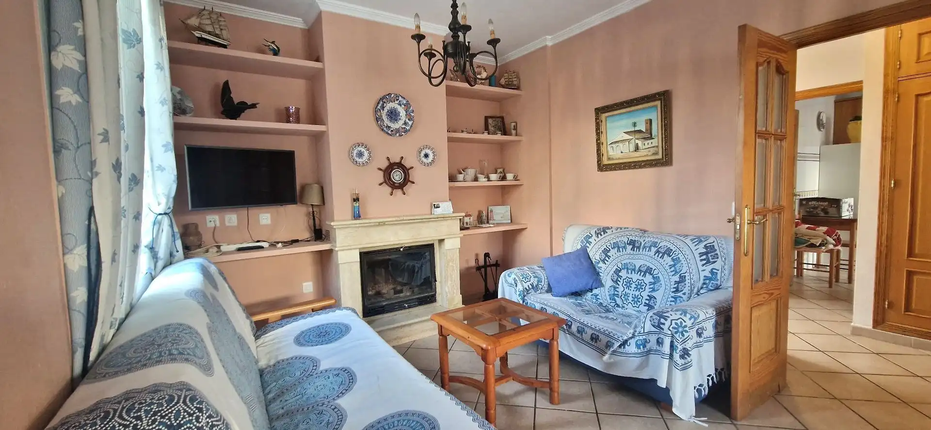 Sala d'estar de Casa o xalet en venda en El Portil amb Aire condicionat, Calefacció i Jardí privat