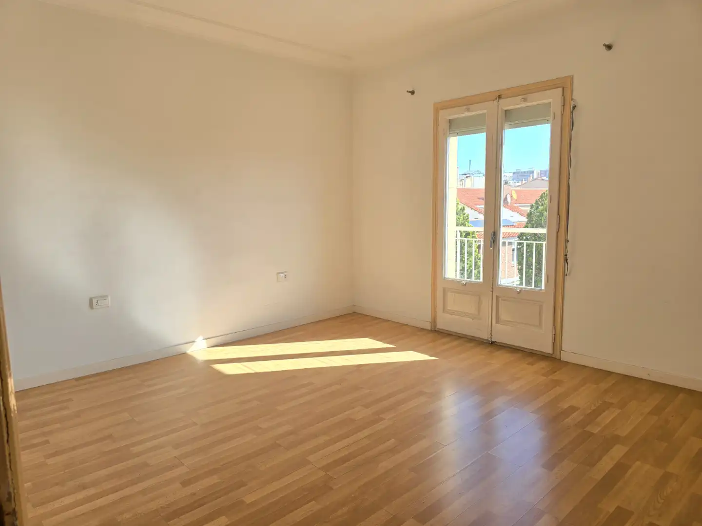 Habitación de Piso en venta en Sabadell con Calefacción, Parquet y Balcón